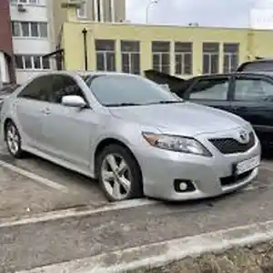 Toyota Camry, 2011