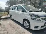 Toyota Vellfire, 2014-2