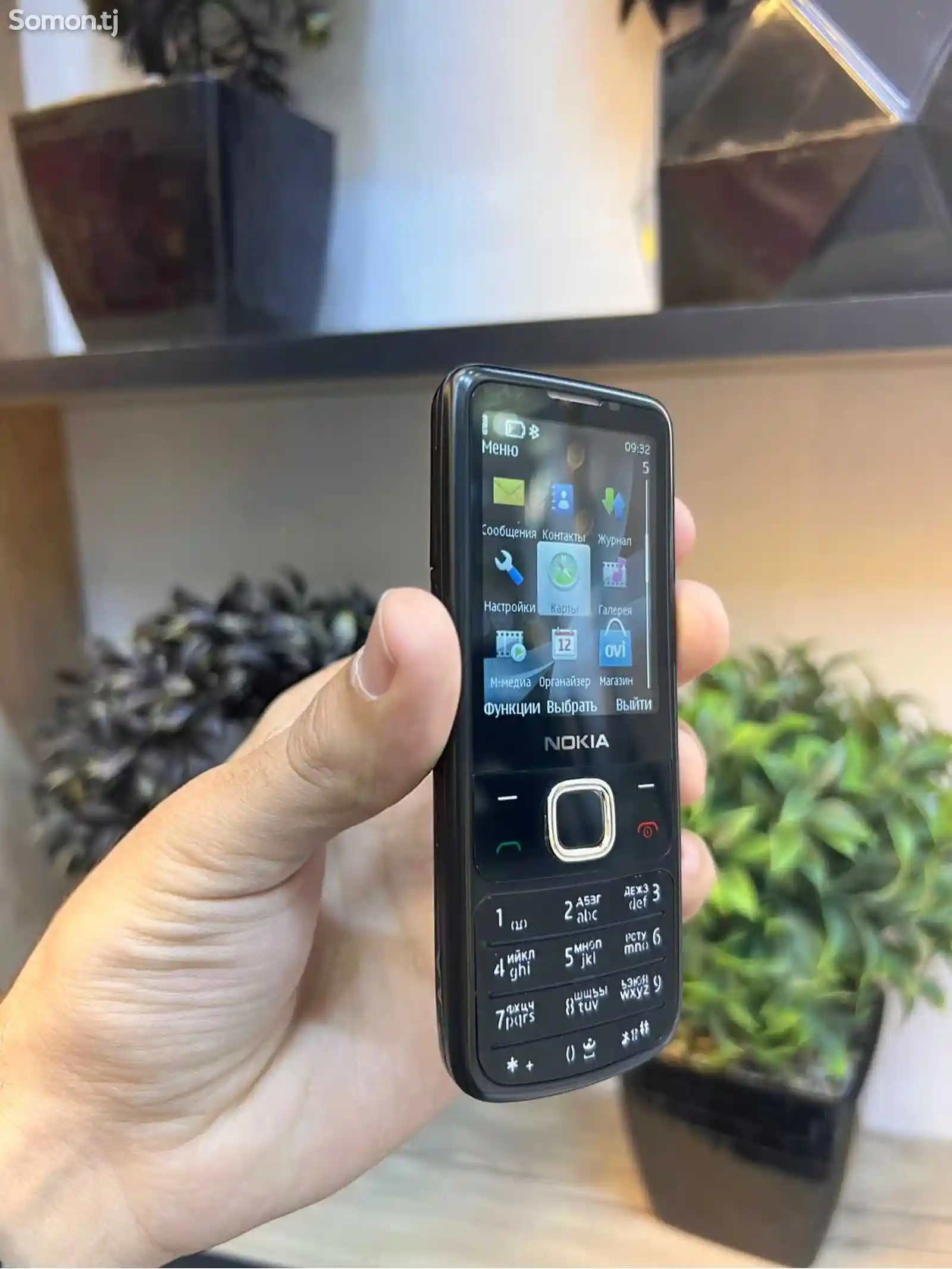 Nokia 6700 classic-1