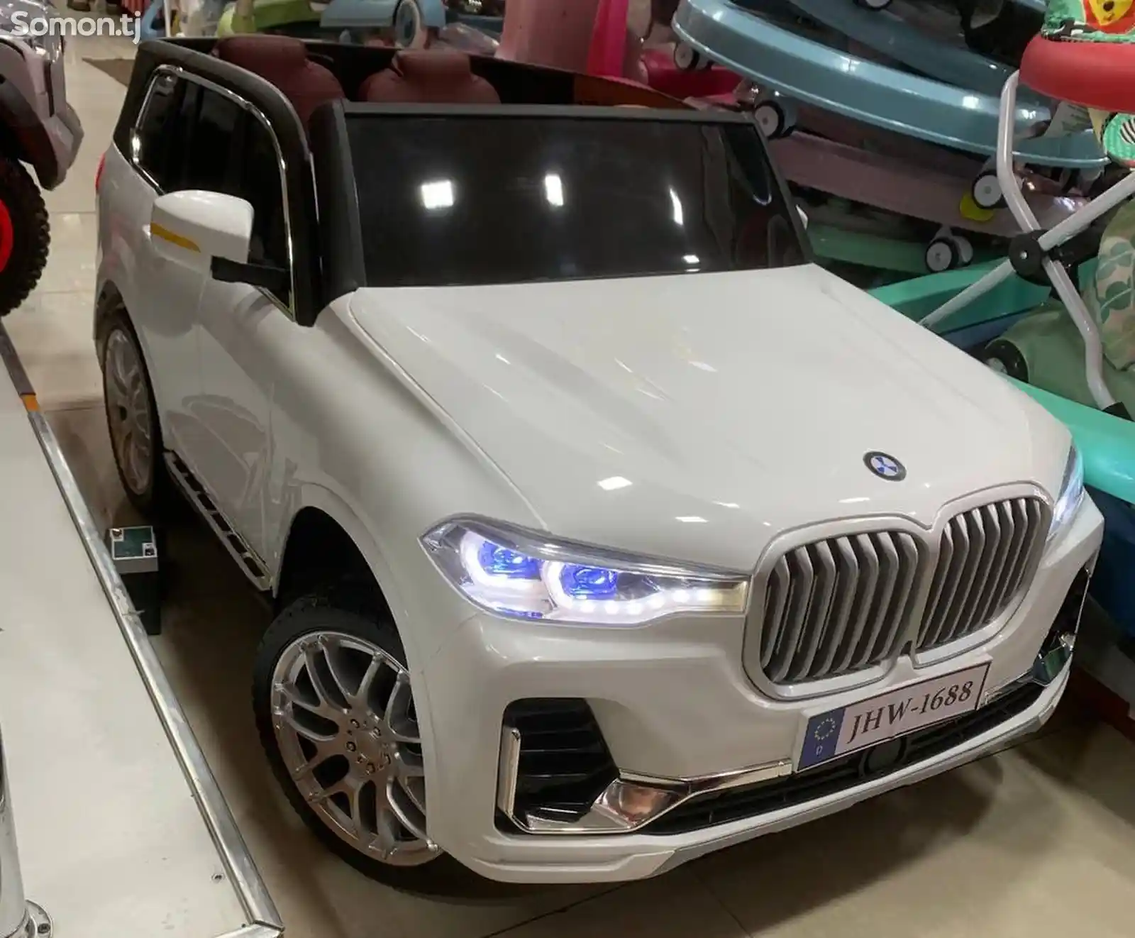 BMW7 Электромобиль-1