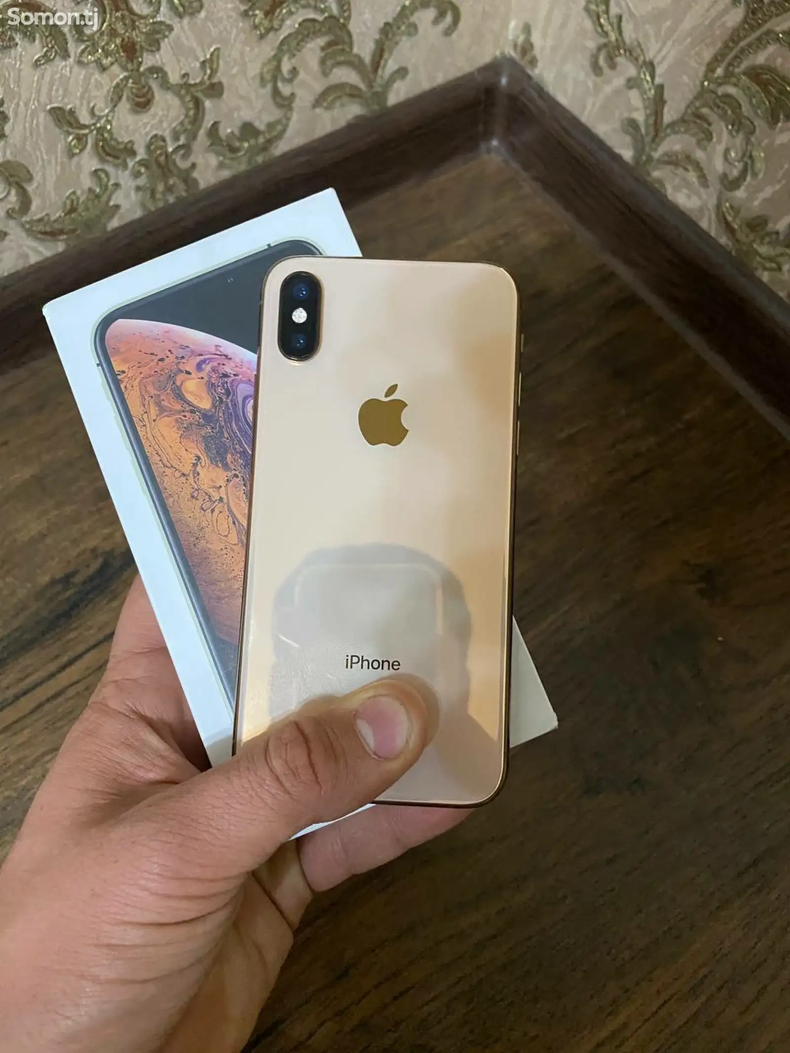 Apple iPhone Xs, 64 gb, Gold-1