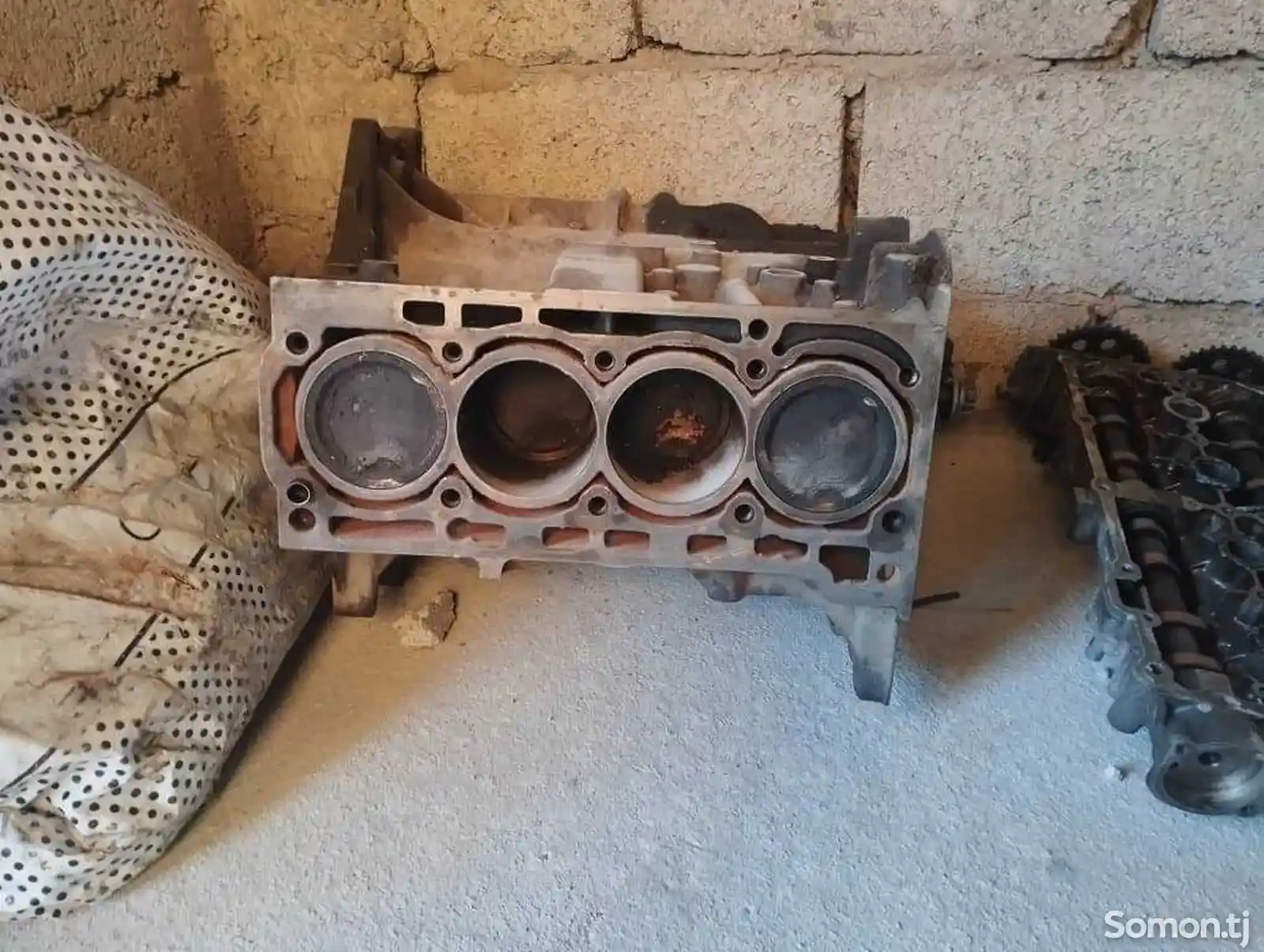 Двигатель от Volkswagen Polo 1.6 16-3