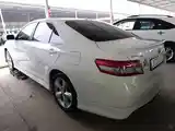 Toyota Camry, 2011-4