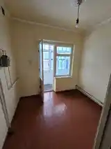 2-комн. квартира, 3 этаж, 62 м², 4 мкр-9