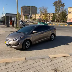 Hyundai Elantra, 2014