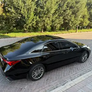 Toyota Avalon, 2019