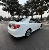 Toyota Camry, 2012-6