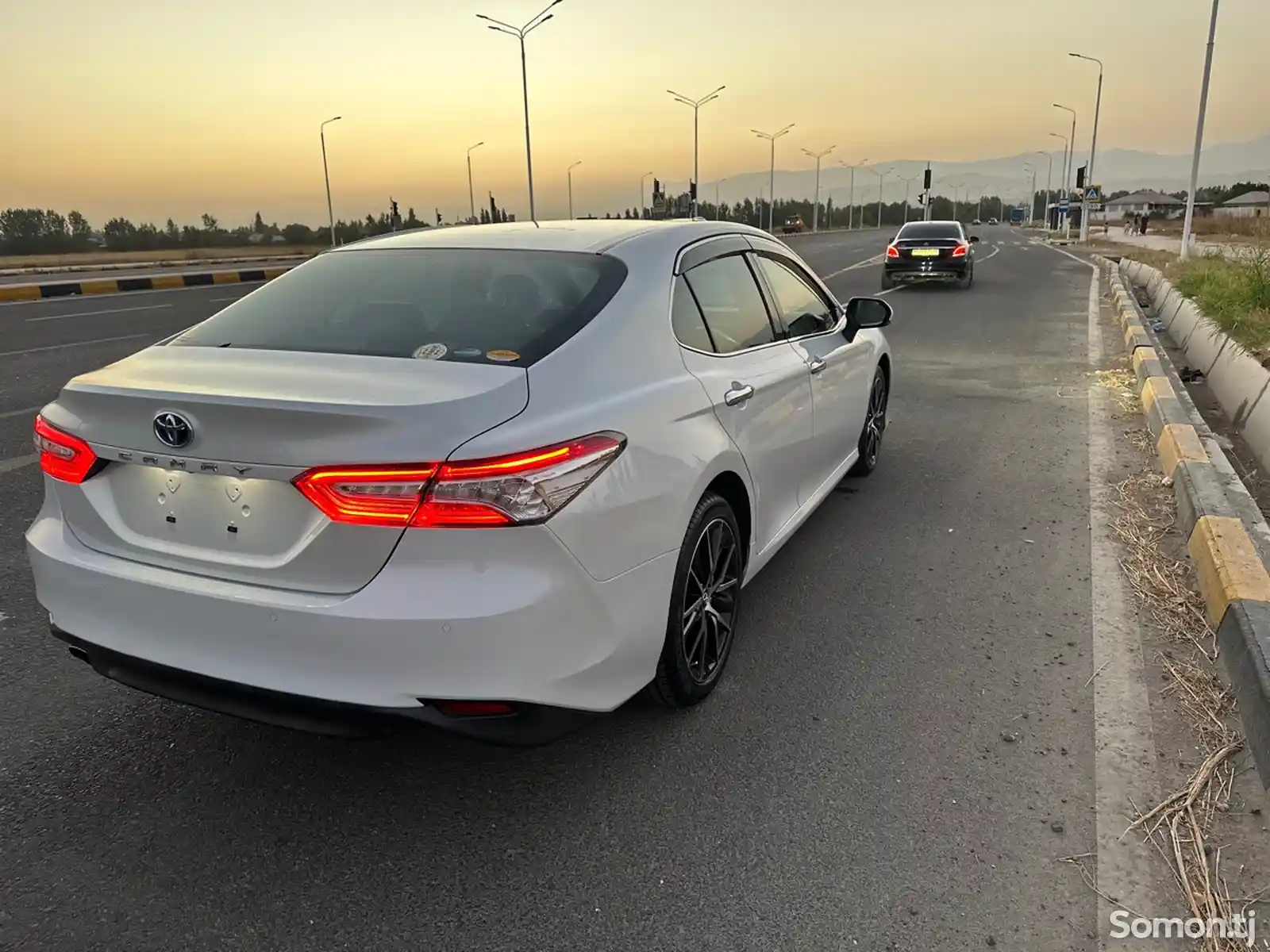 Toyota Camry, 2018-3