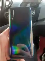 Samsung Galaxy A50-2