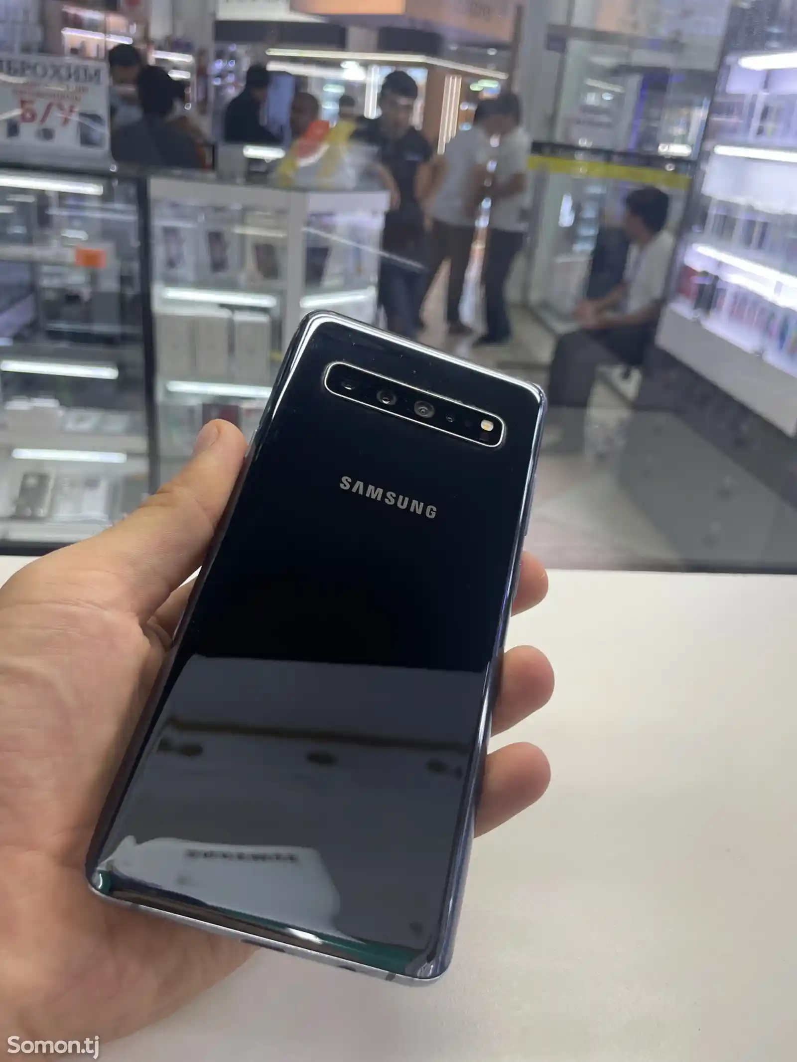 Samsung Galaxy S10+ 8/258gb-1