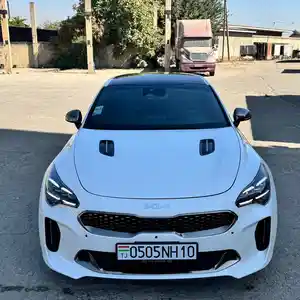 Kia Stinger, 2022