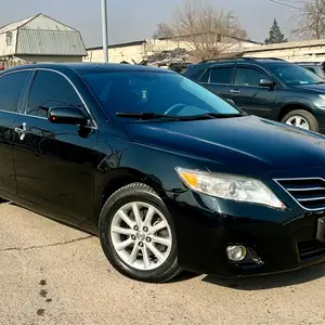 Toyota Camry, 2011