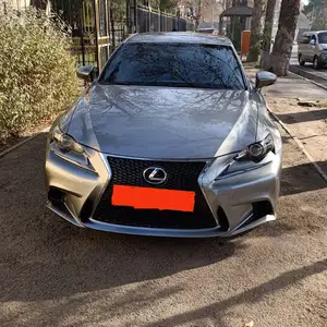 Lexus IS series, 2015