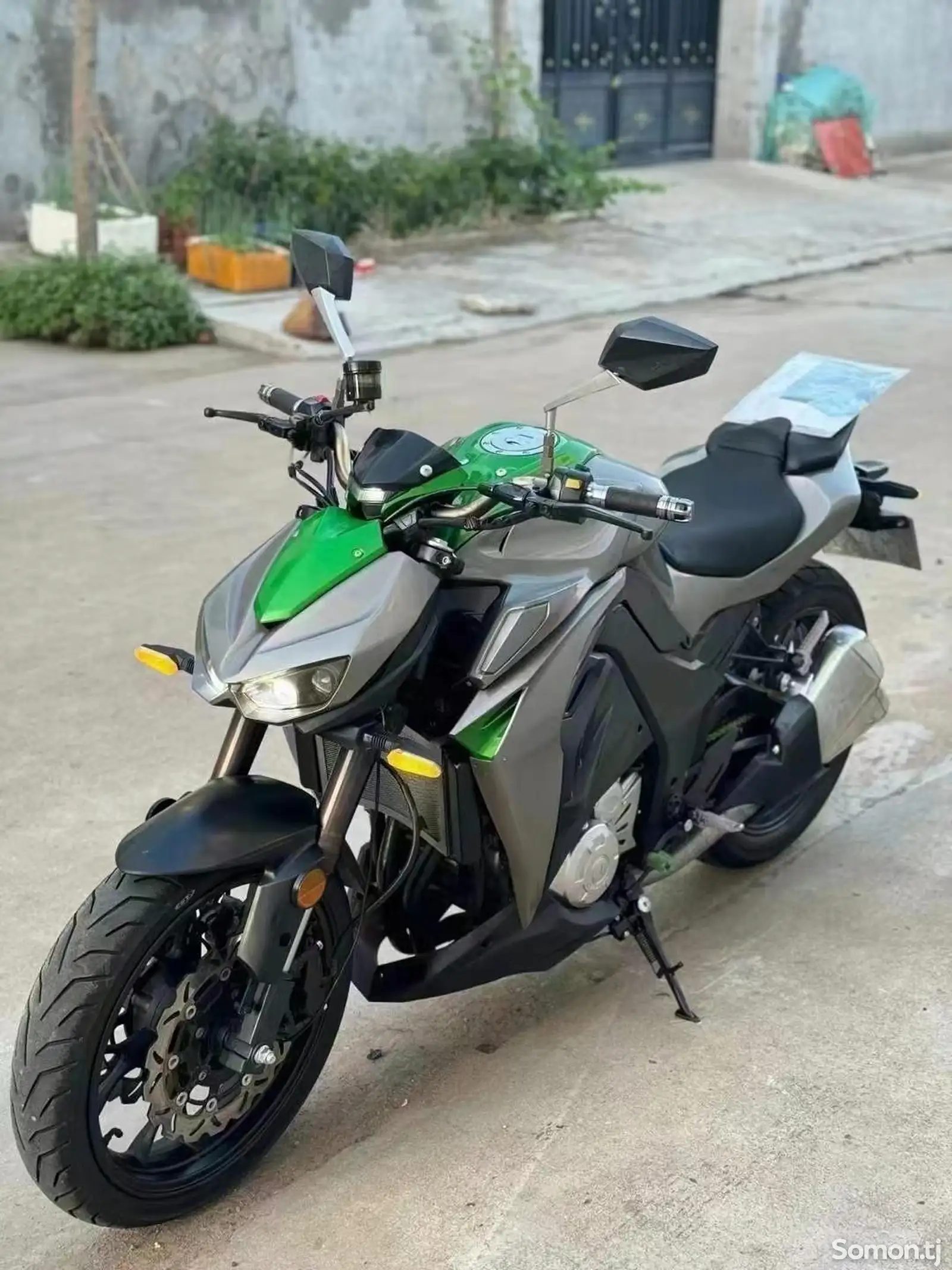 Мотоцикл Kawasaki Z400 на заказ-1