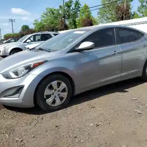 Hyundai Elantra, 2015