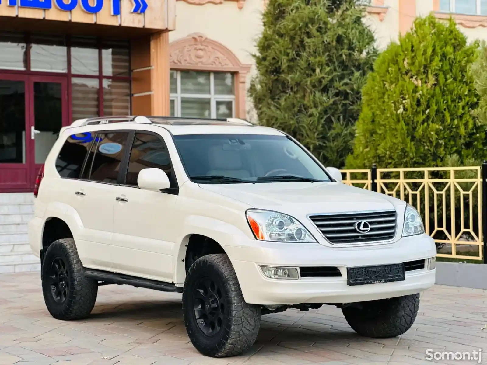 Lexus GX series, 2008-2