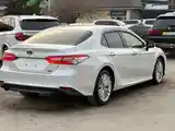 Toyota Camry, 2018-4