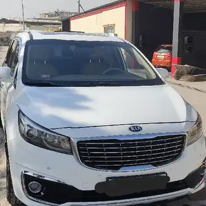 Kia Carnival, 2015