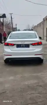 Hyundai Elantra, 2018-6