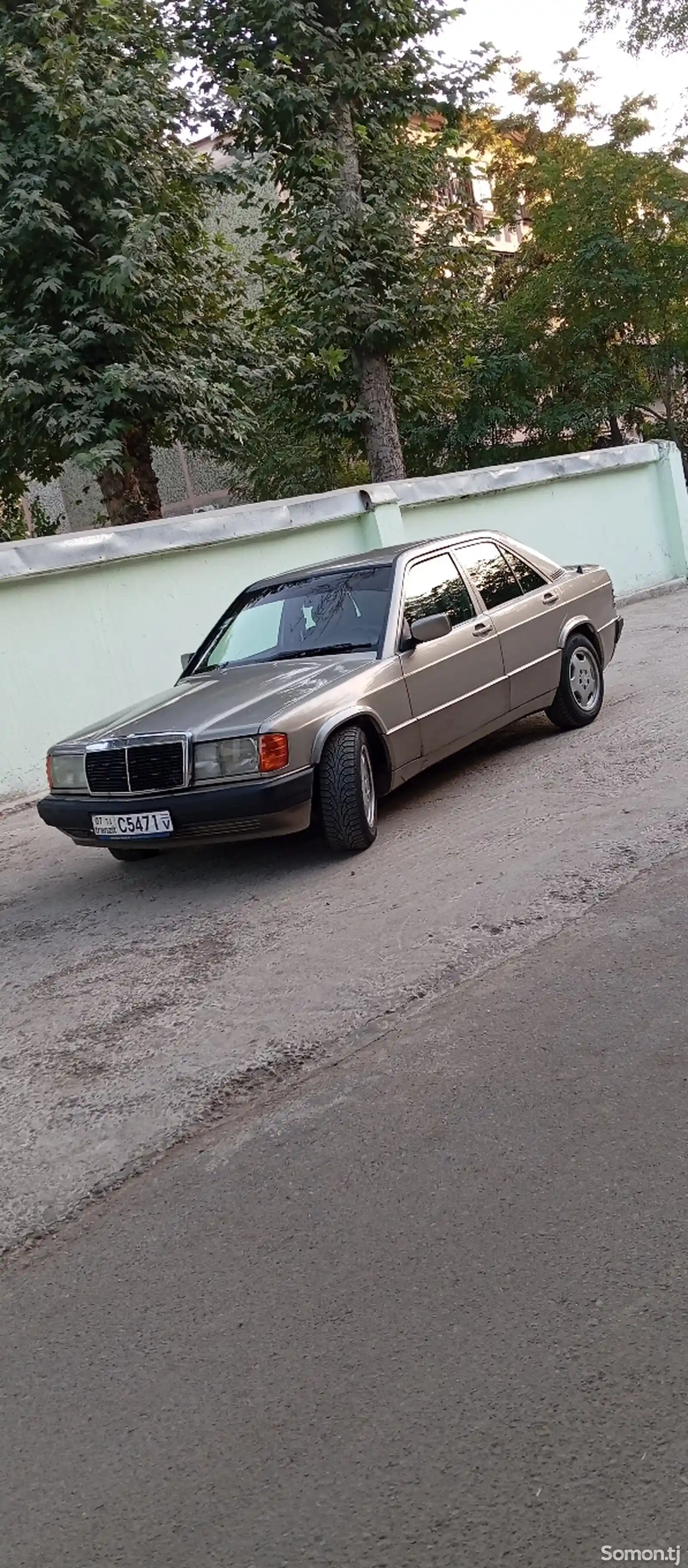 Mercedes-Benz W201, 1990-1