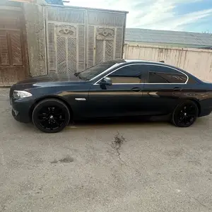 BMW 5 series, 2011