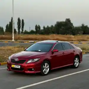 Toyota Camry, 2011