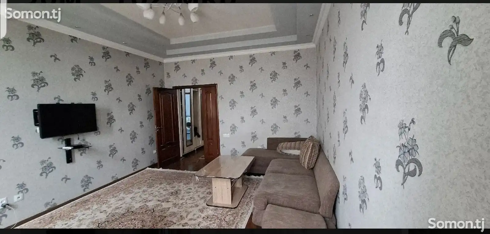 3-комн. квартира, 4 этаж, 90м², 102 мкр-1