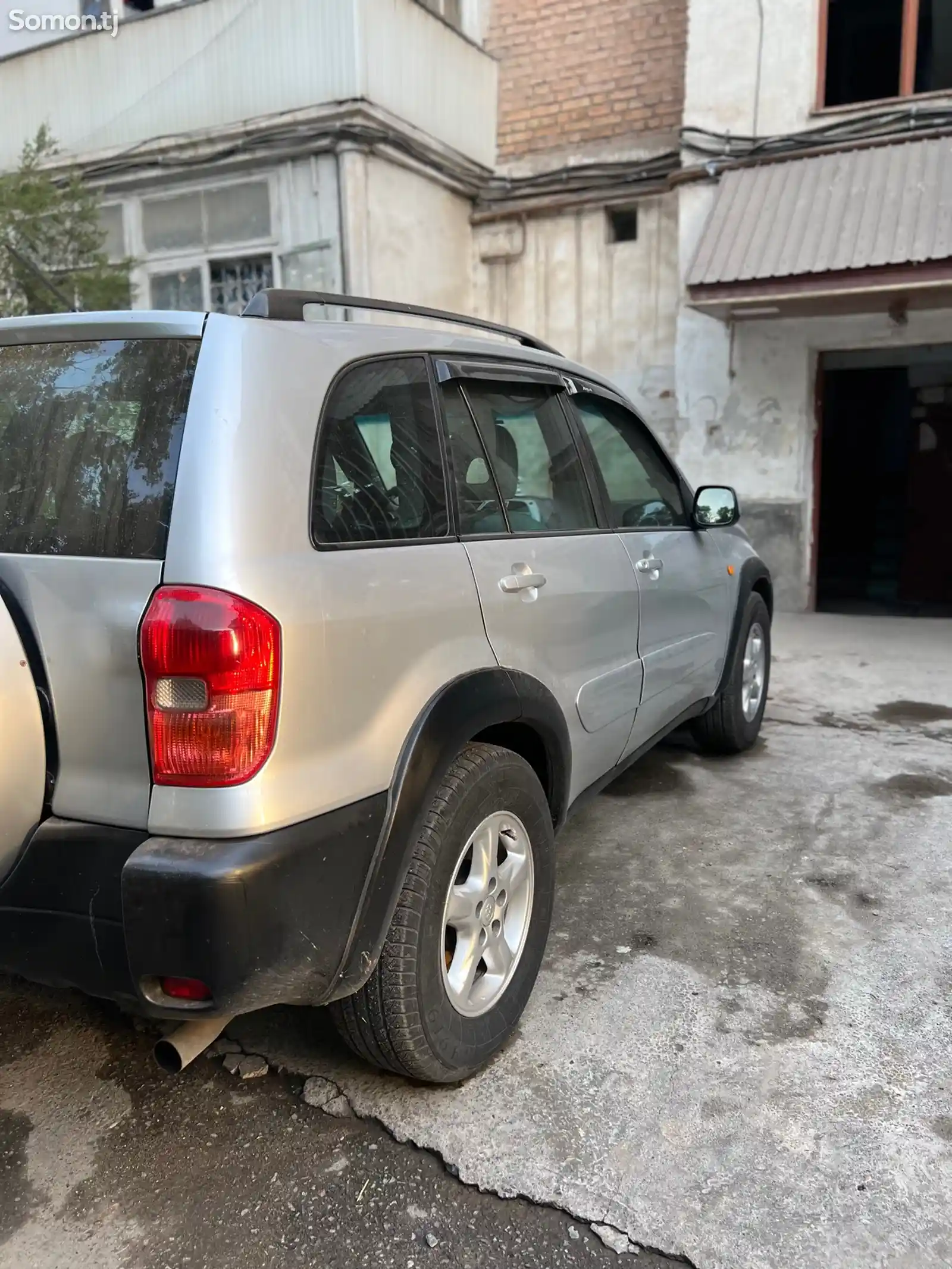 Toyota RAV 4, 2002-5