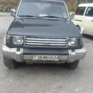 Mitsubishi Pajero, 1992