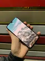 Samsung Galaxy A40-3