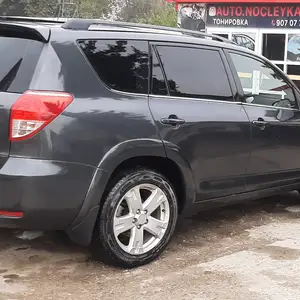 Toyota RAV 4, 2006