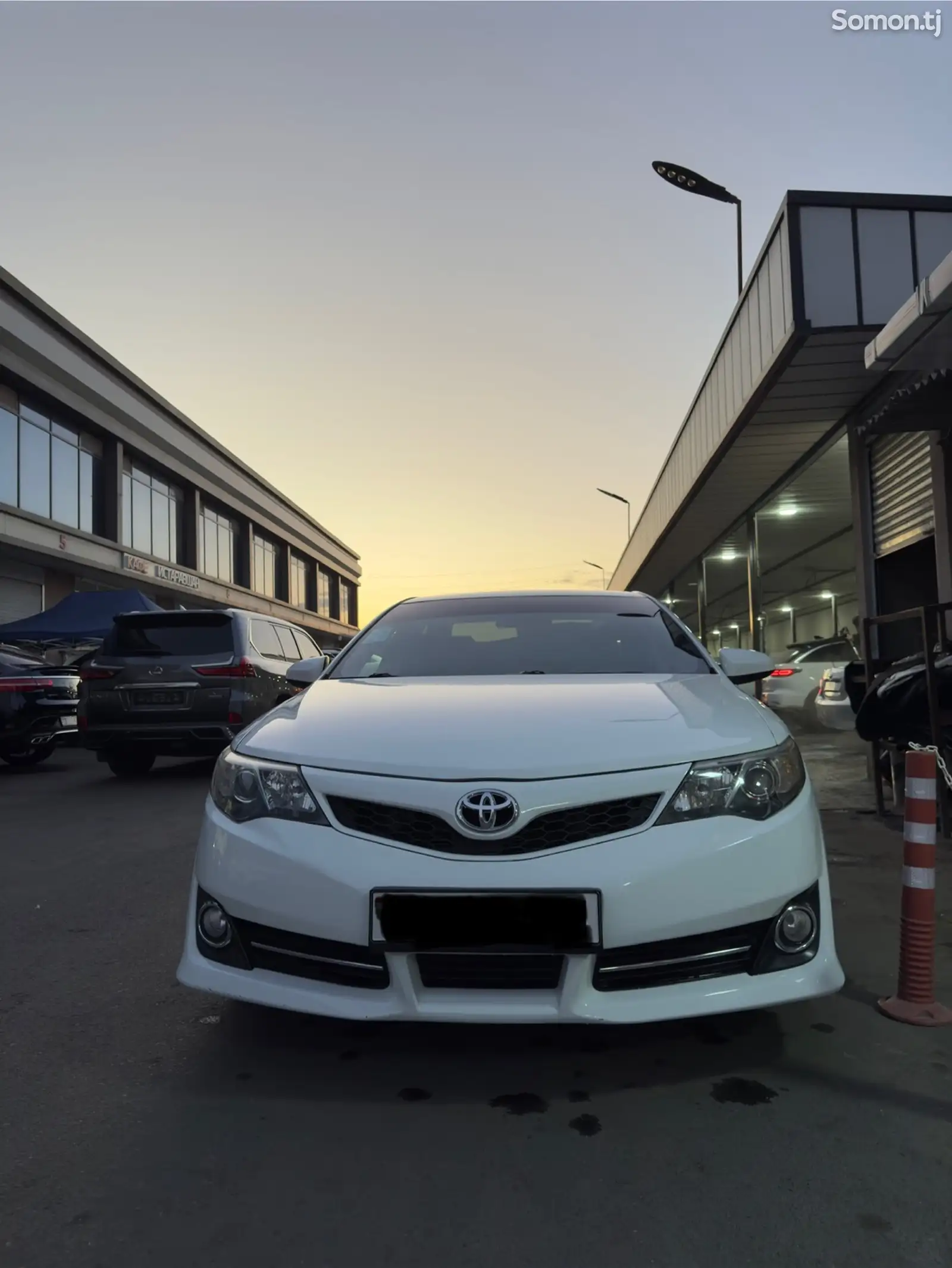 Toyota Camry, 2014-1