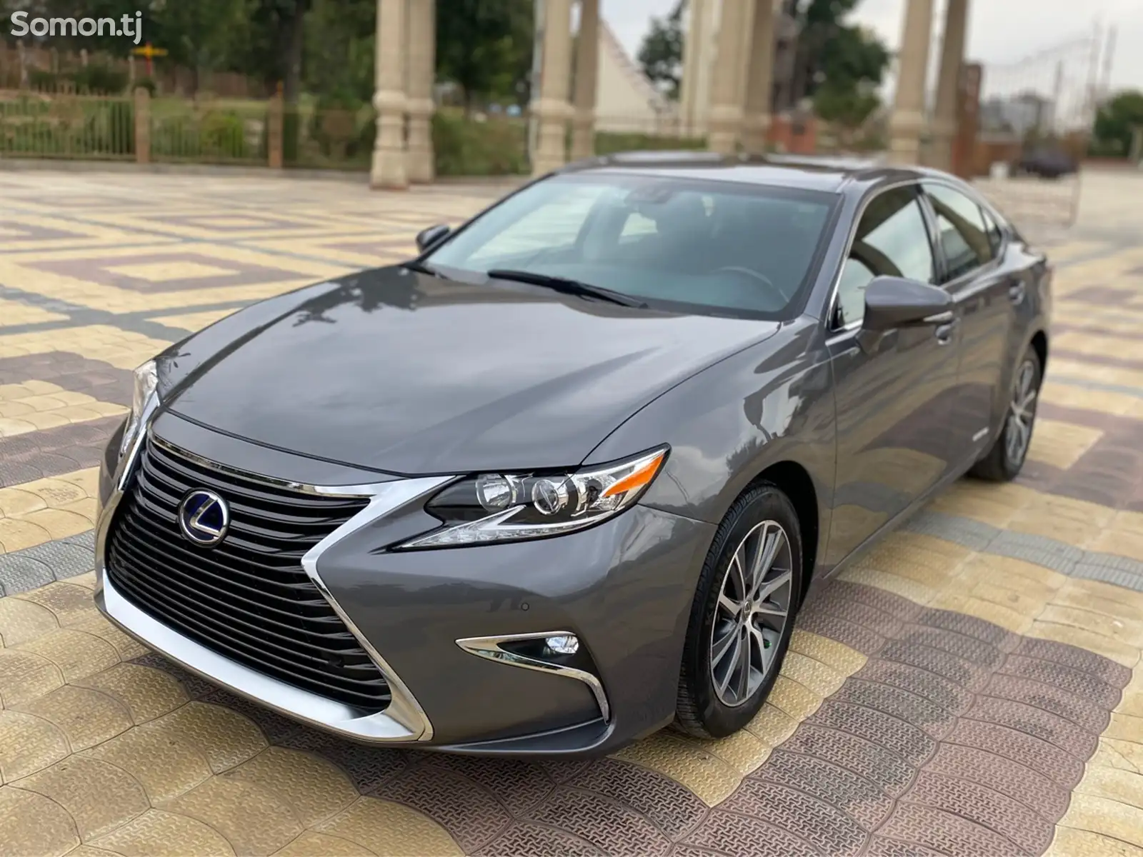 Lexus ES series, 2017-3