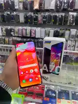 Samsung Galaxy A70-4