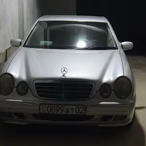 Mercedes-Benz E class, 2000