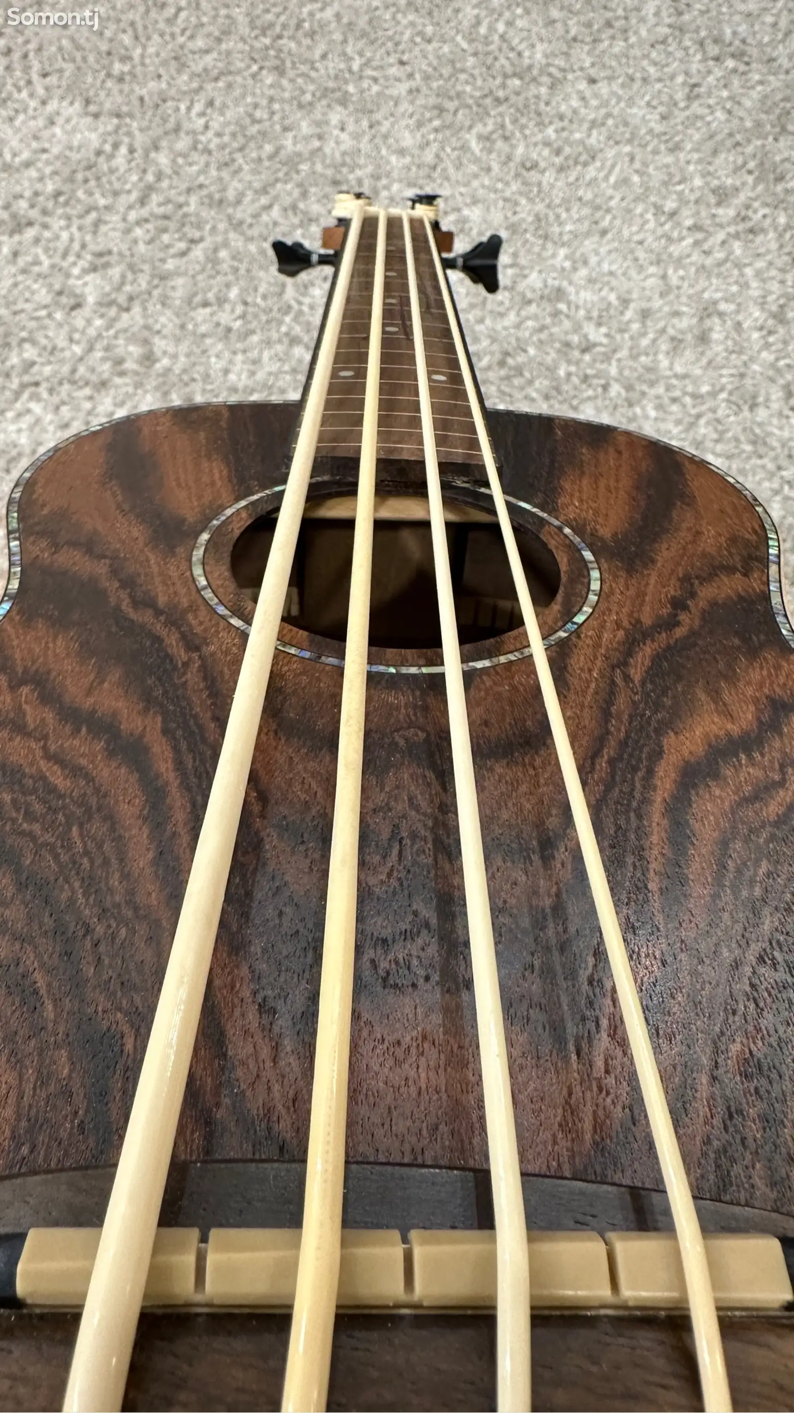 Гитара Bass Ukulele-3