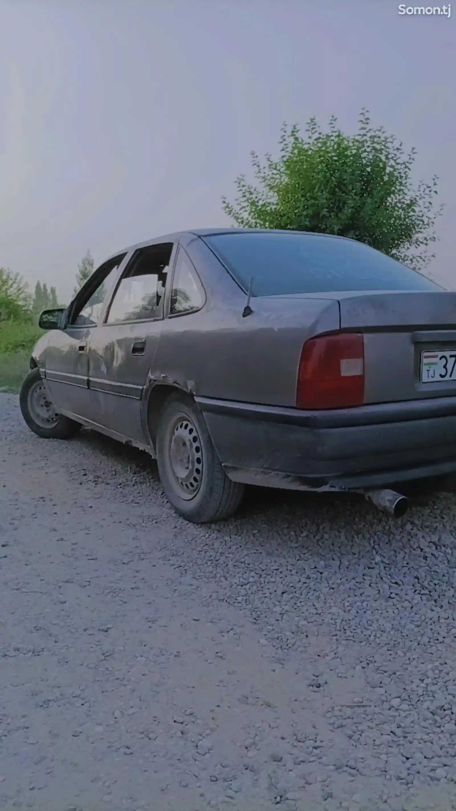 Opel Vectra A, 1988-1