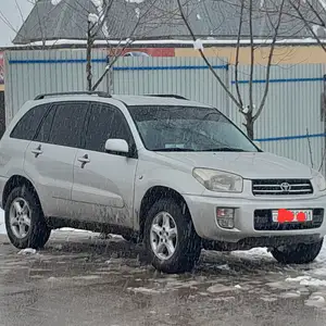 Toyota RAV 4, 2002