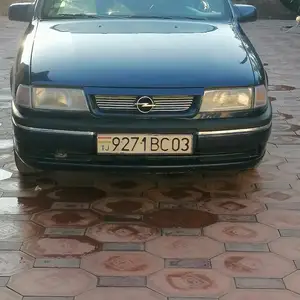 Opel Vectra A, 1993