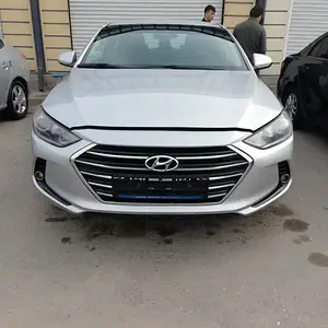 Hyundai Elantra, 2017