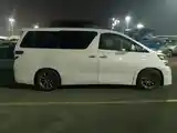 Toyota Vellfire, 2014-4