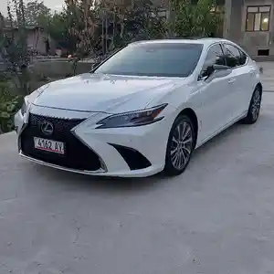 Lexus ES series, 2020