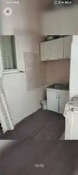 3-комн. квартира, 2 этаж, 60м², 19 мкр-7