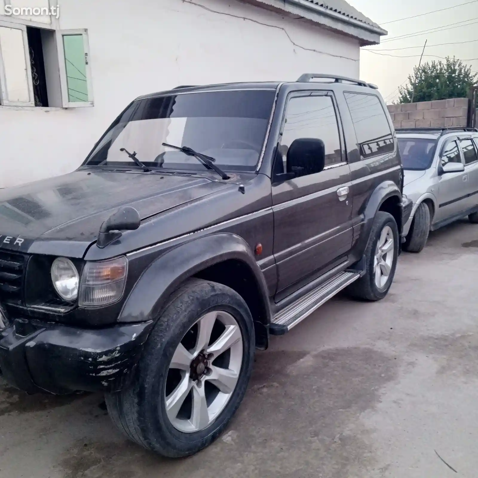 Mitsubishi Pajero, 1992-2