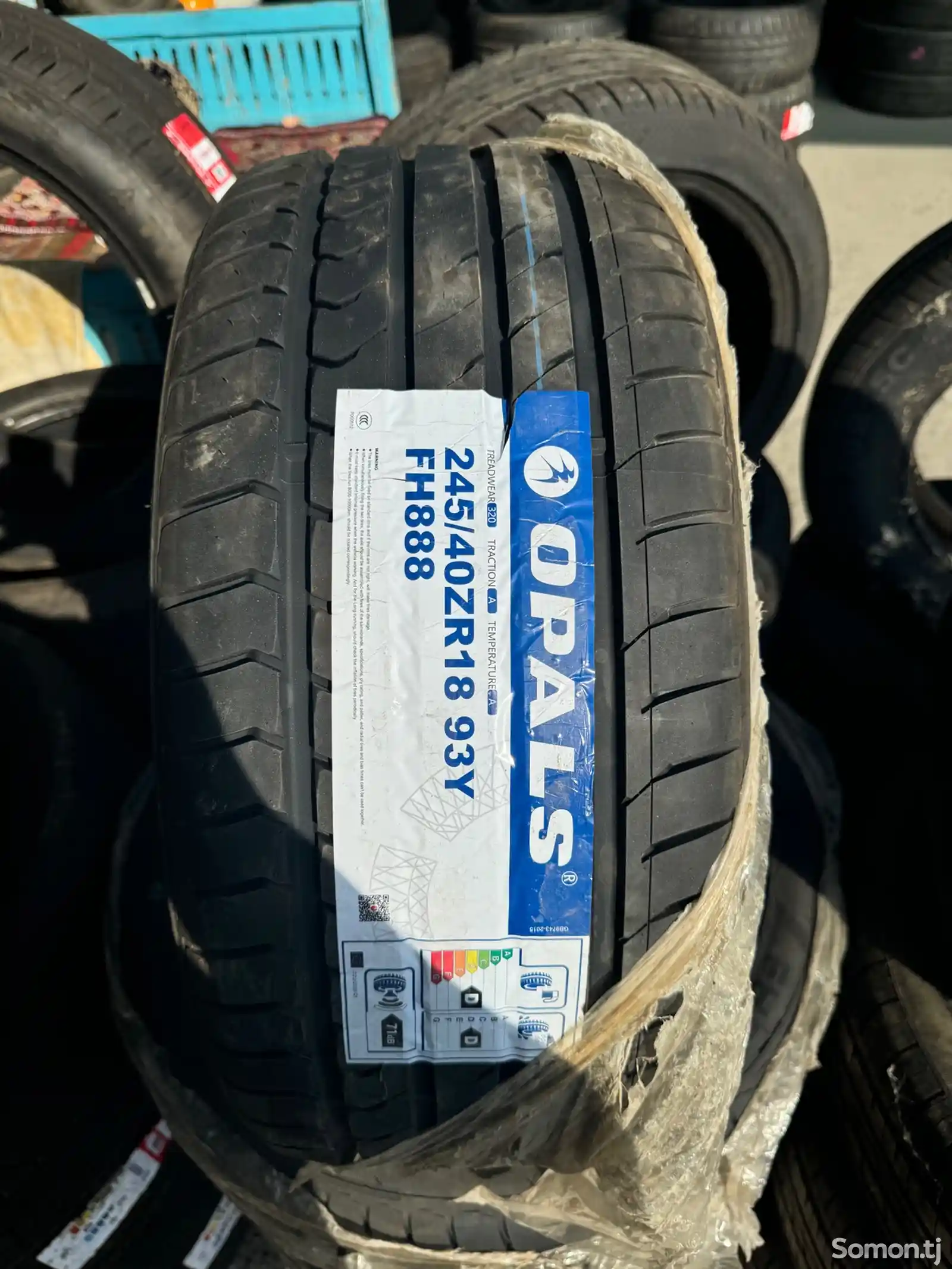 Шины 245/40 R18-1