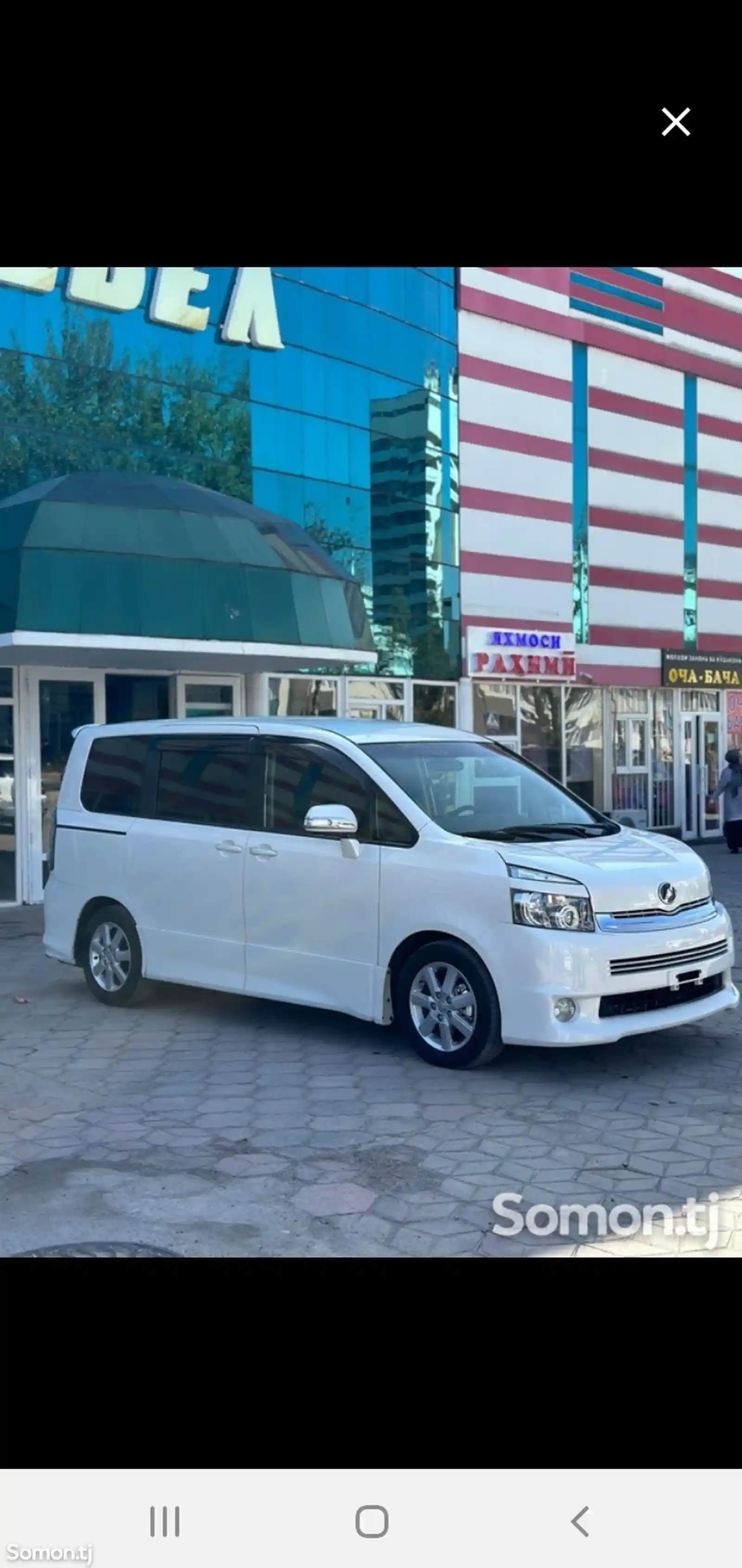 Toyota Voxy, 2010-1