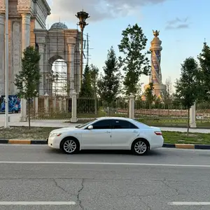 Toyota Camry, 2007