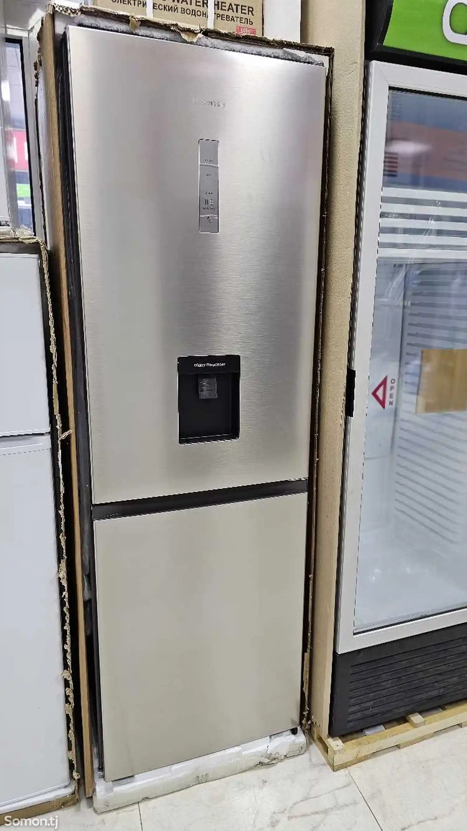 Холодильник Hisense с кулером-1