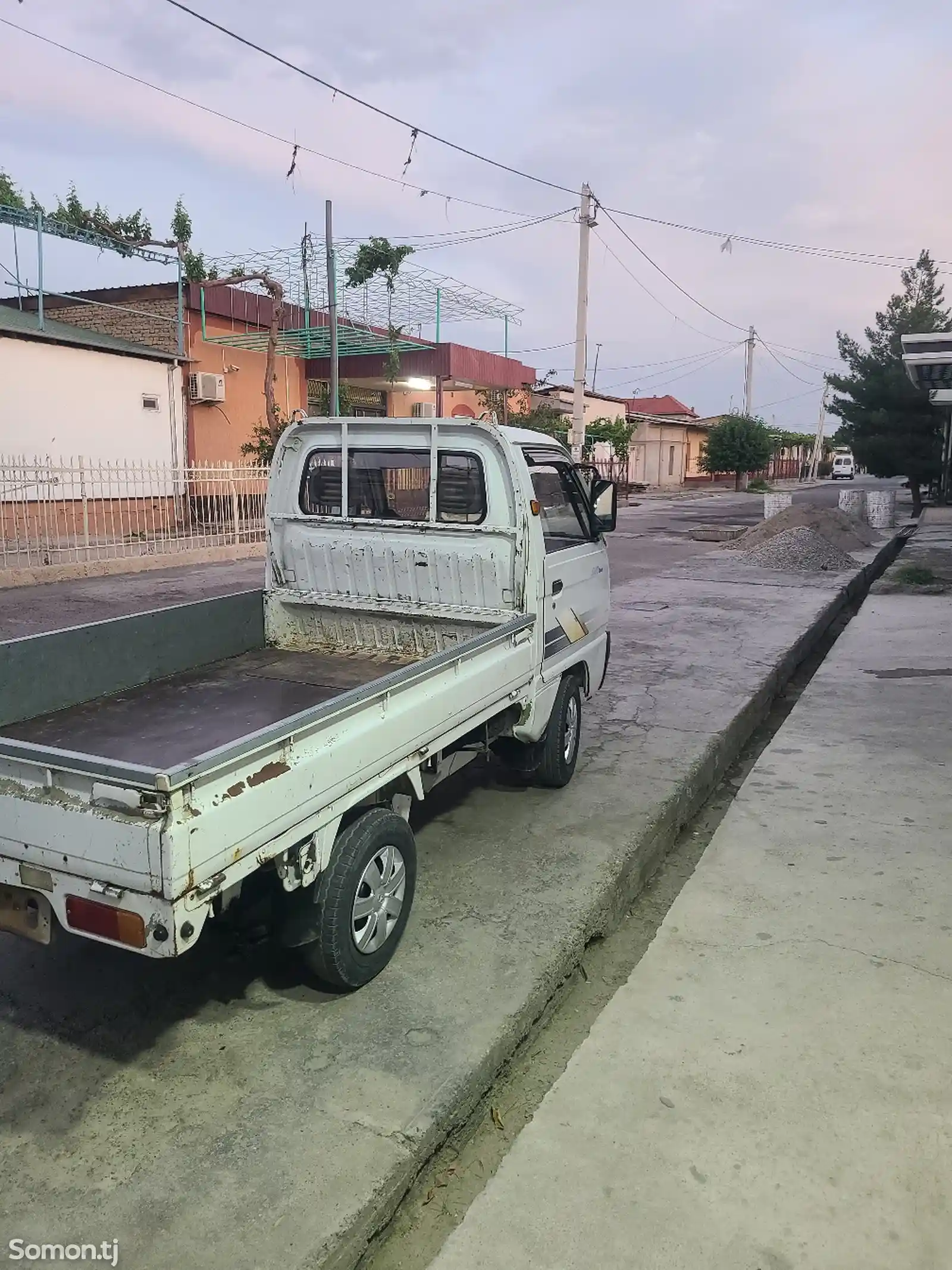 Бортовой автомобиль Daewoo Labo, 2008-4