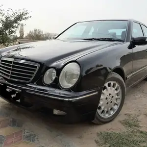 Mercedes-Benz E class, 2001